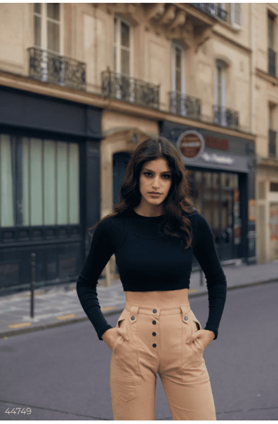 Knitted black crop longsleeve