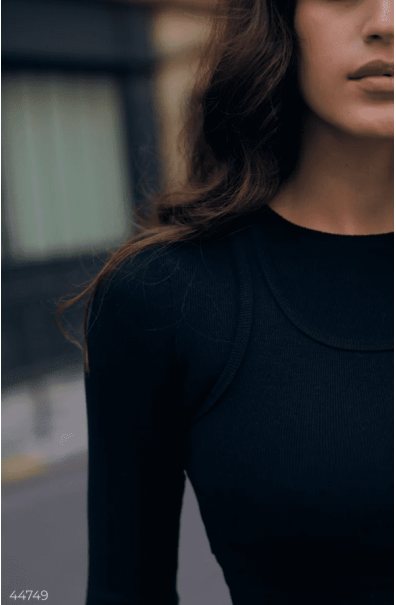 Knitted black crop longsleeve