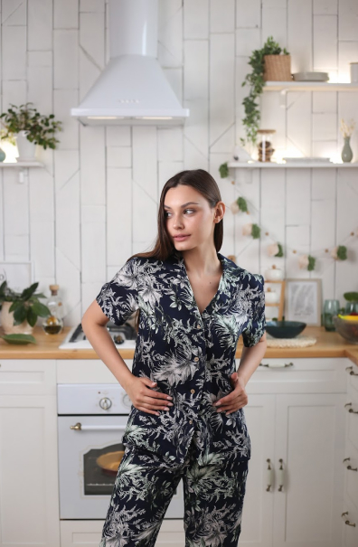 Women's cotton pajamas (jacket + pants)